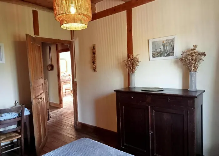 La Fontaine 10/12 Personnes Holiday home
